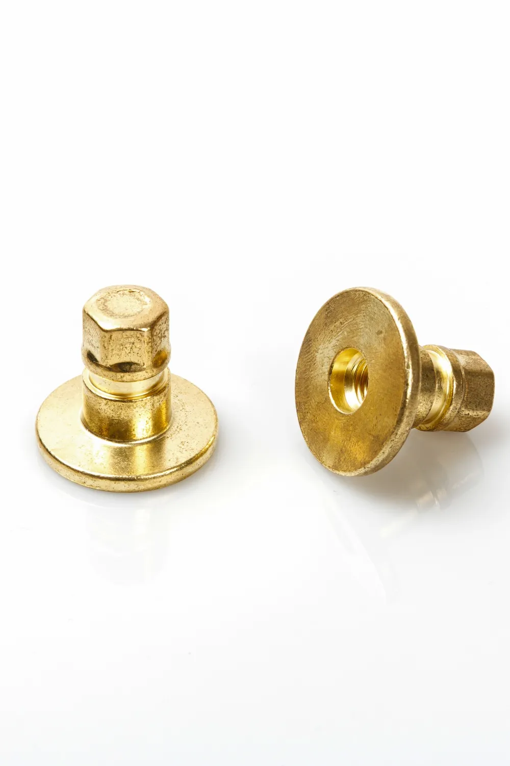 Large washer nut for controlled RFQ review